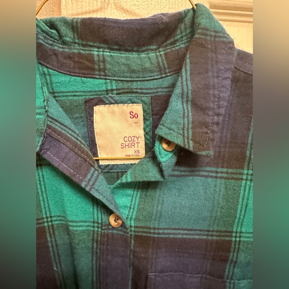 Flannel - Picture 2 of 3